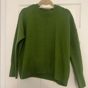 Vince Camuto green crewneck sweater